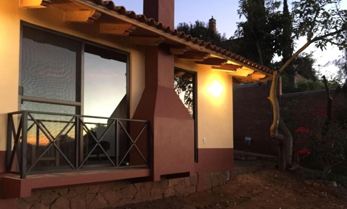 فندق Brisas De Sol Pátzcuaro المظهر الخارجي الصورة